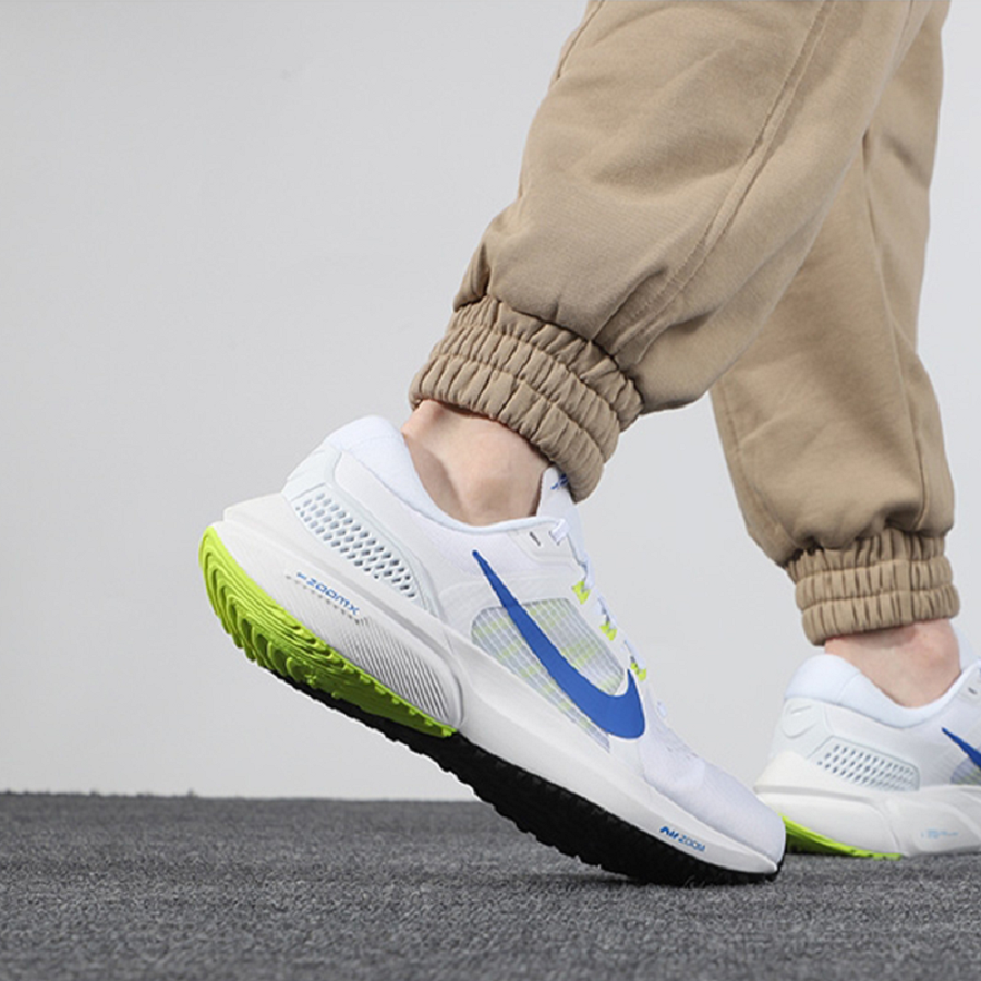 Giày Nike Air Zoom Vomero 15 'White Racer Blue' CU1855-102 - Ảnh 2