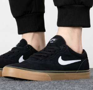 Alternative view of Giày Nike SB Chron 2 'Black Gum' DM3493-002