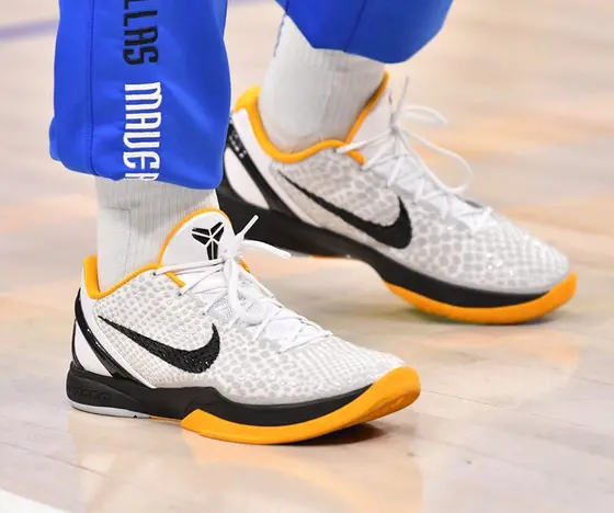 Alternative view of Giày Nike Zoom Kobe 6 Protro 'White Del Sol' CW2190-100