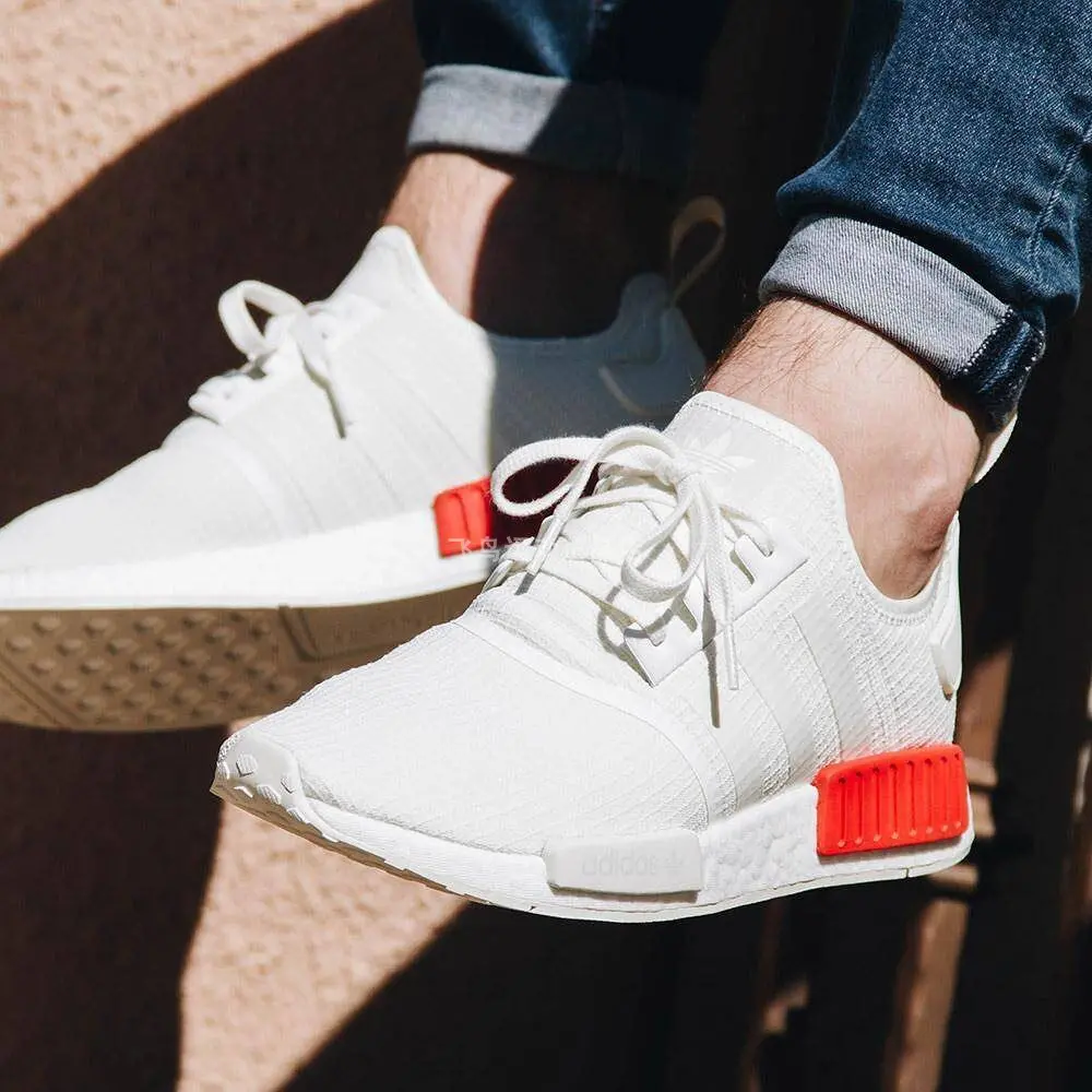 Alternative view of Giày Adidas NMD R1 Off White 'Lush Red' B37619