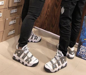 Giày Nike Air More Uptempo GS 'Snakeskin' CQ4583-100 - Ảnh 3