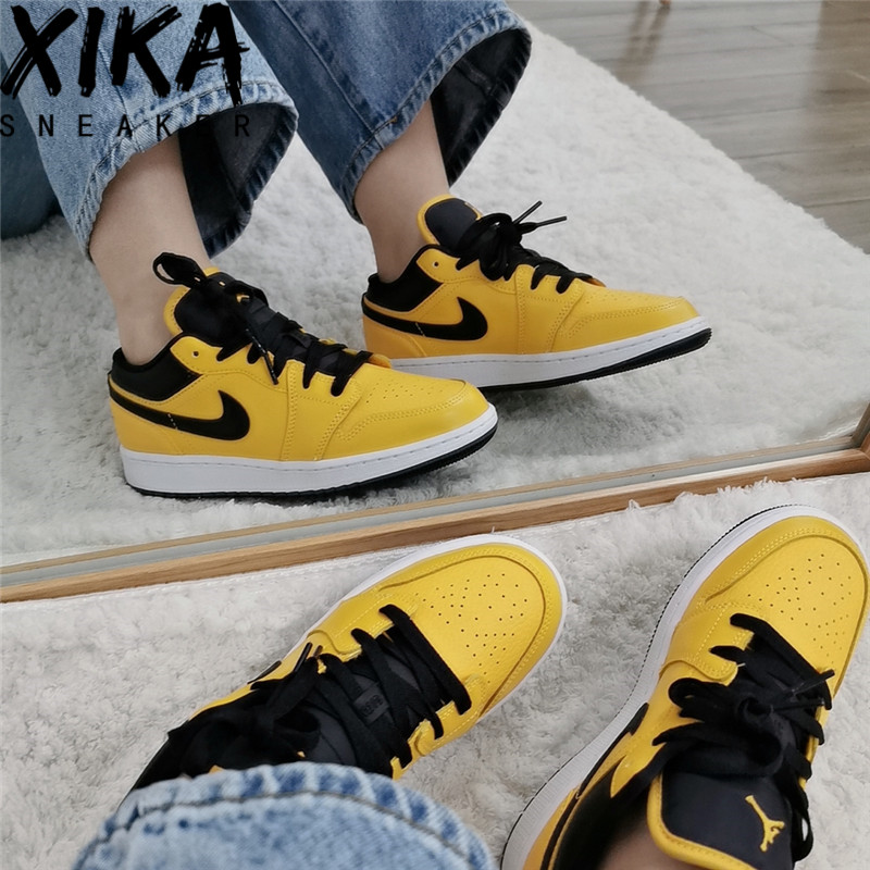 Giày Nike Air Jordan 1 Low GS 'University Gold Black' 553560-700 - Ảnh 3