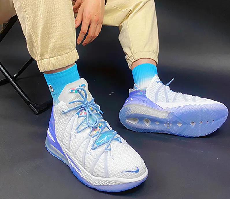Giày Nike LeBron 18 EP 'Play For The Future' CW3155-400 - Ảnh 3