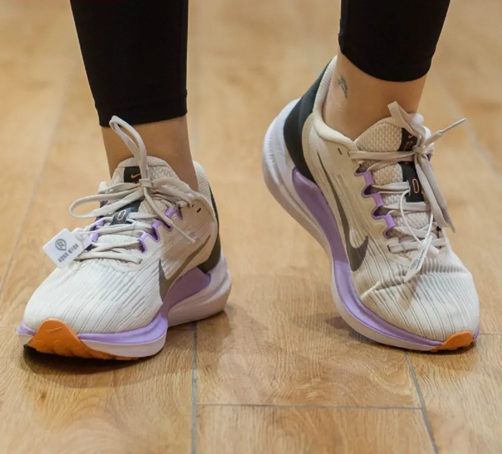 Giày Nike Wmns Air Winflo 9 'Light Orewood Brown' DD8686-103 - Ảnh 3