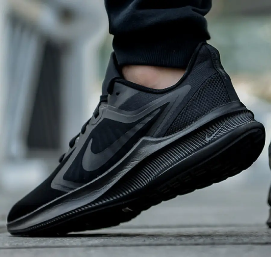 Alternative view of Giày Nike Downshifter 10 'Black' CI9981-002