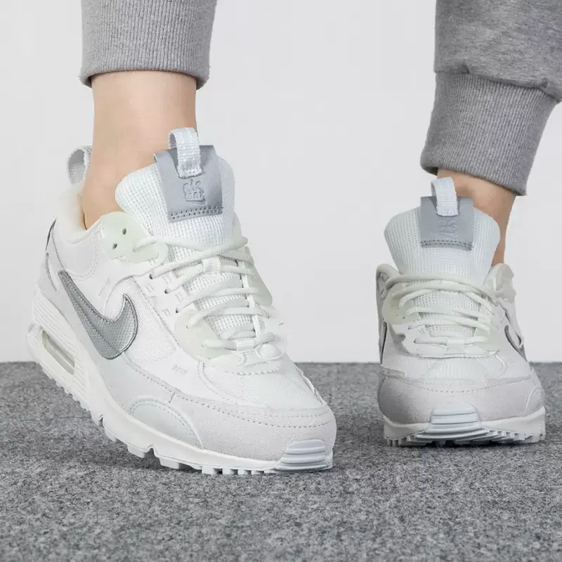 Alternative view of Giày Nike Air Max 90 'Futura' FB1877-110