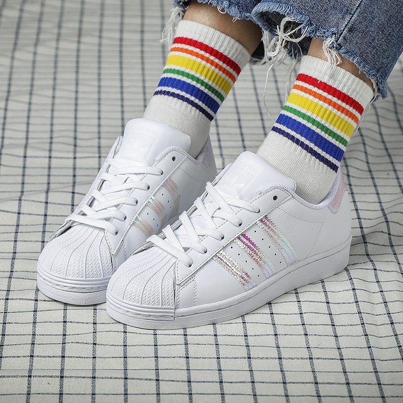 Giày Adidas Superstar "Pink Hologram" FV3139 - Ảnh 2