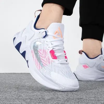 Alternative view of Giày Nike Giannis Immortality 2 'White Pink Blue' DM0826-102