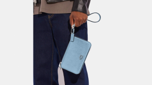 Alternative view of Túi Coach Pouch Bag Signature Canvas 'Pool' CJ797-POL