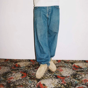 Alternative view of Giày Clarks x Supreme Wallabee 'Bandana Khaki' 261-42398