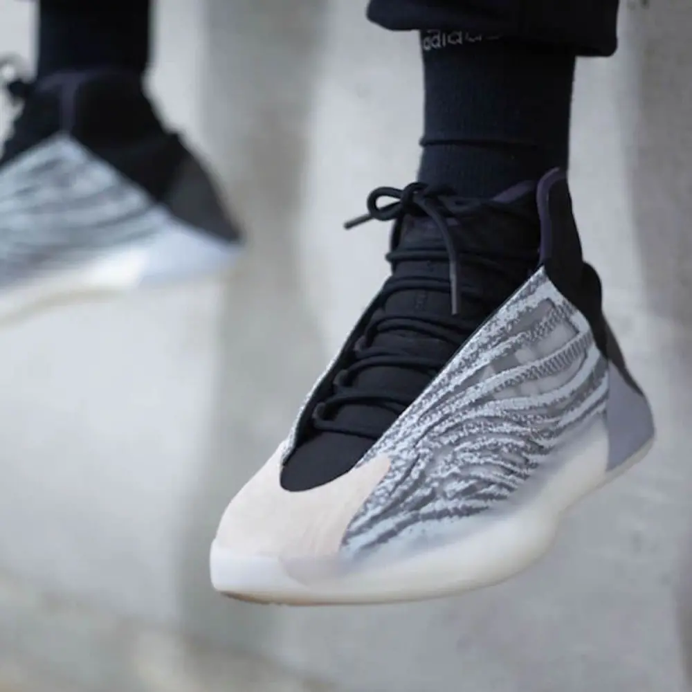 Alternative view of Giày Adidas YZY QNTM (Lifestyle Model) Q46473