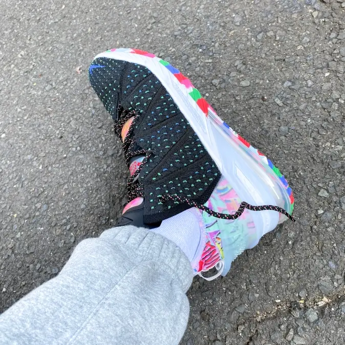 Giày Nike LeBron 18 GS 'James Gang' CW27600-002 - Ảnh 3