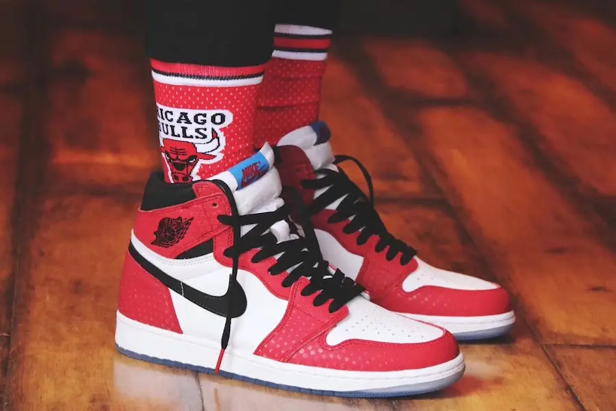 Giày Nike Air Jordan 1 Retro High 'Spider-Man' 555088-602 - Ảnh 4