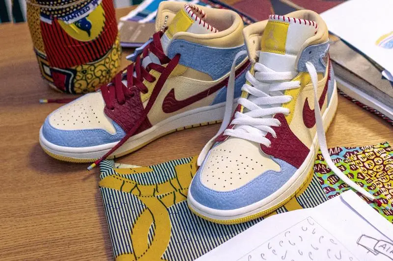Giày Maison Chateau Rouge x Air Jordan 1 Mid SE Fearless CU2803-200 - Ảnh 6