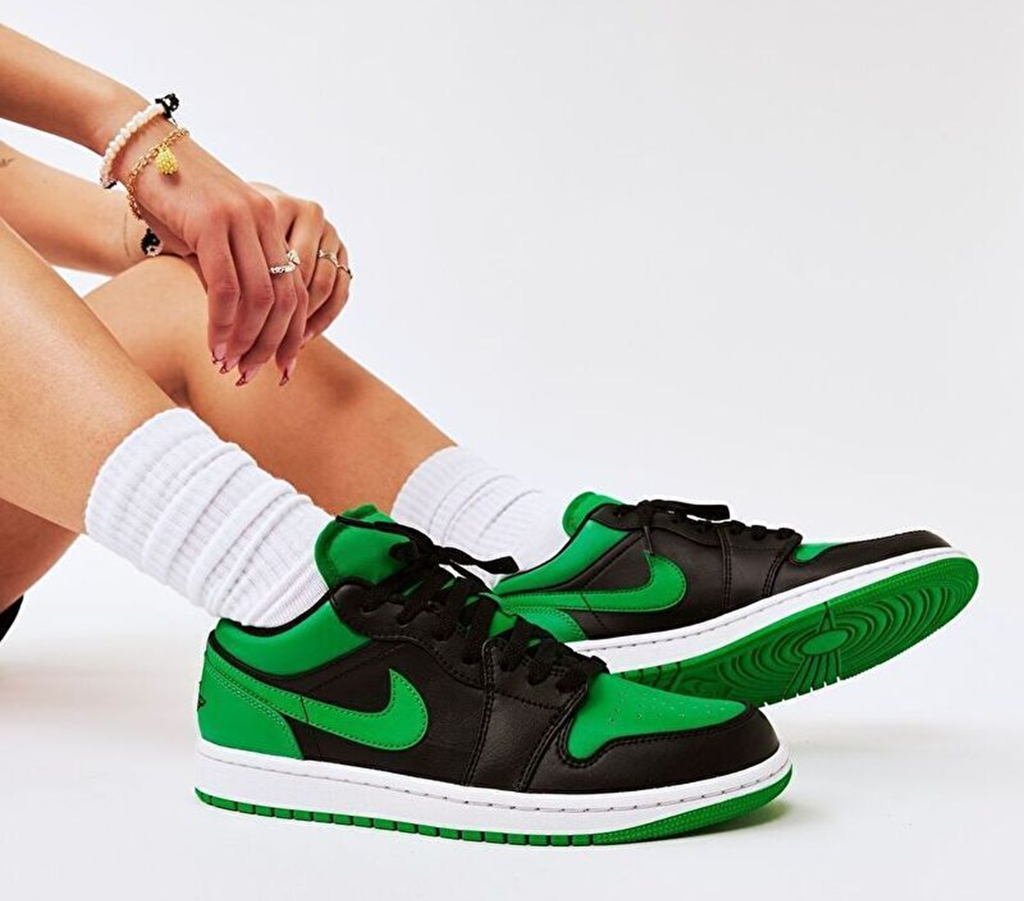 Giày Nike Air Jordan 1 Low GS 'Lucky Green' 553560-065 - Ảnh 4