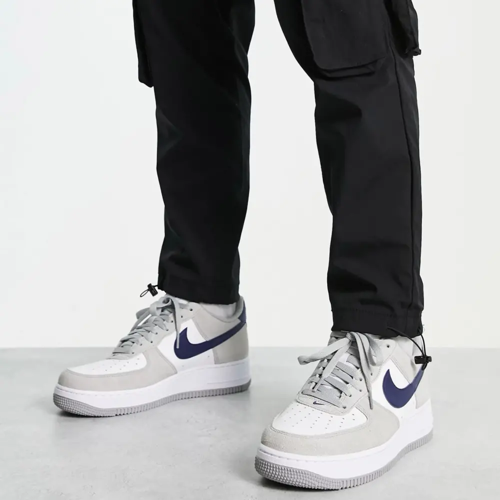 Alternative view of Giày Nike Air Force 1 '07 'Light Smoke Grey Navy' FD9748-001