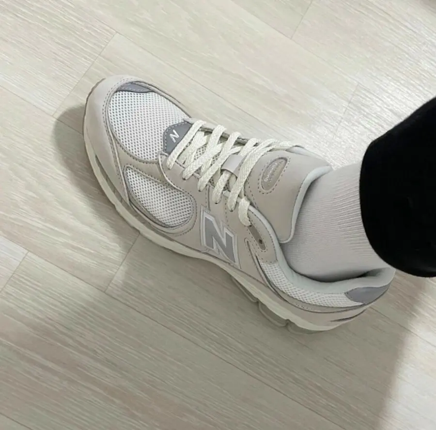 Giày New Balance 2002R 'White Ivory' M2002RAA - Ảnh 3