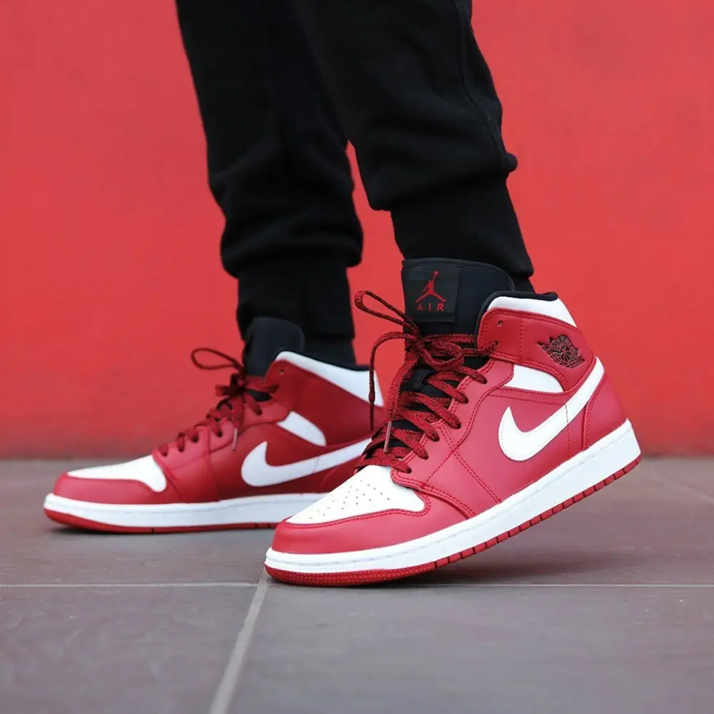 Giày Nike Air Jordan 1 Mid 'Gym Red' 554724-605 - Ảnh 5