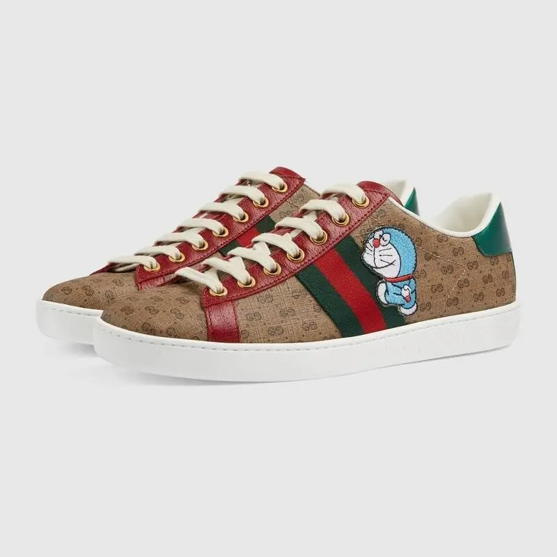 Alternative view of Giày Gucci x Doraemon Women’s Ace Sneaker 655034-2SZ10-9765