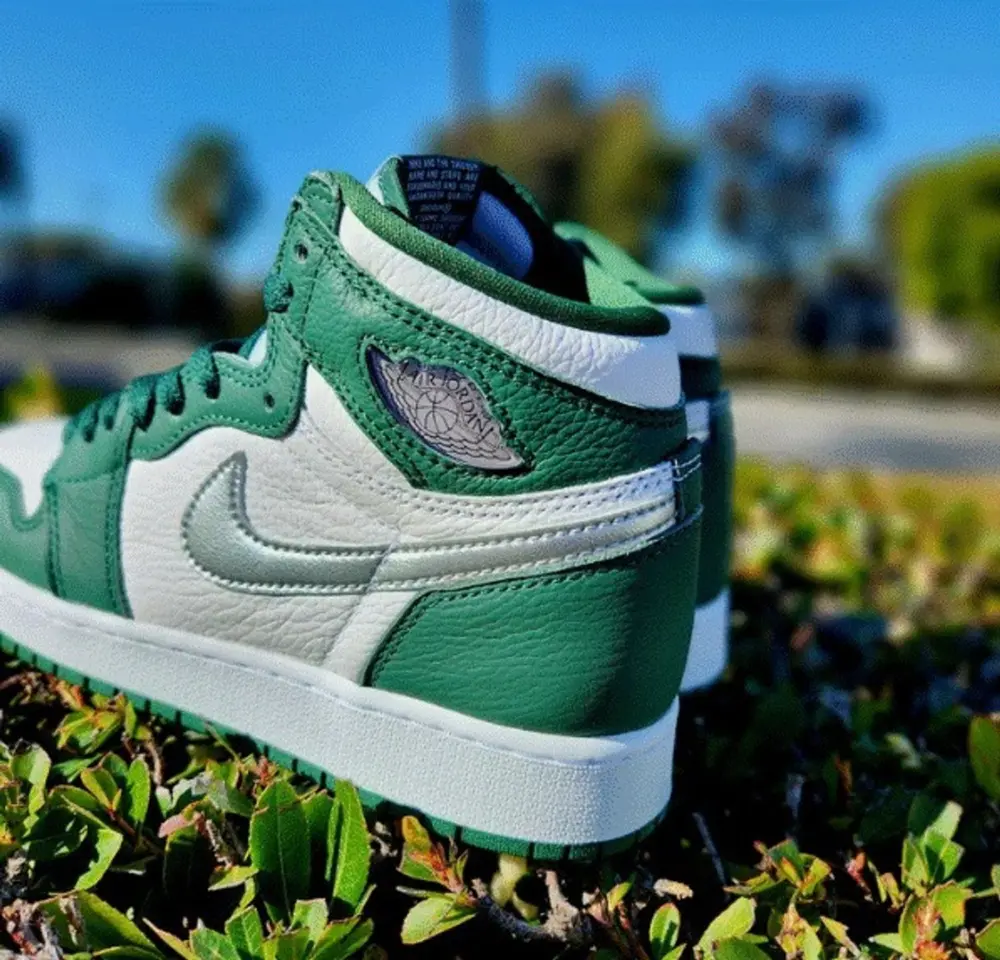 Giày Nike Air Jordan 1 Retro High OG GS 'Gorge Green' 575441-303 - Ảnh 3