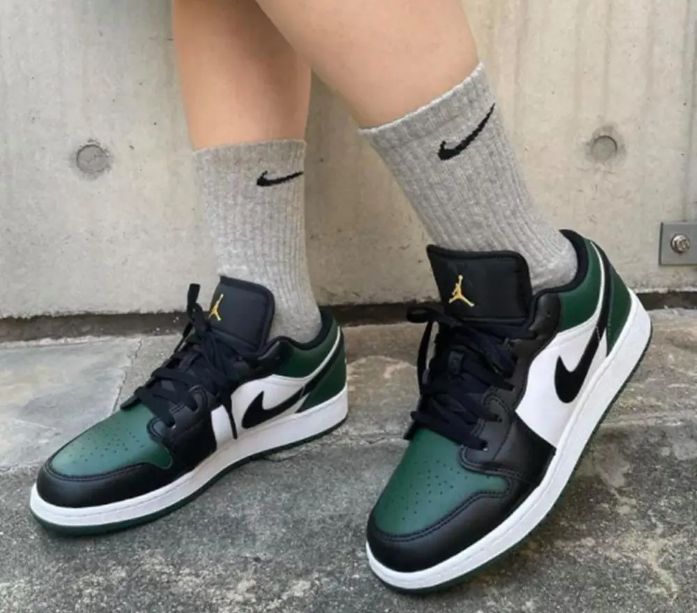 Giày Nike Air Jordan 1 Low GS 'Green Toe' 553560-371 - Ảnh 3