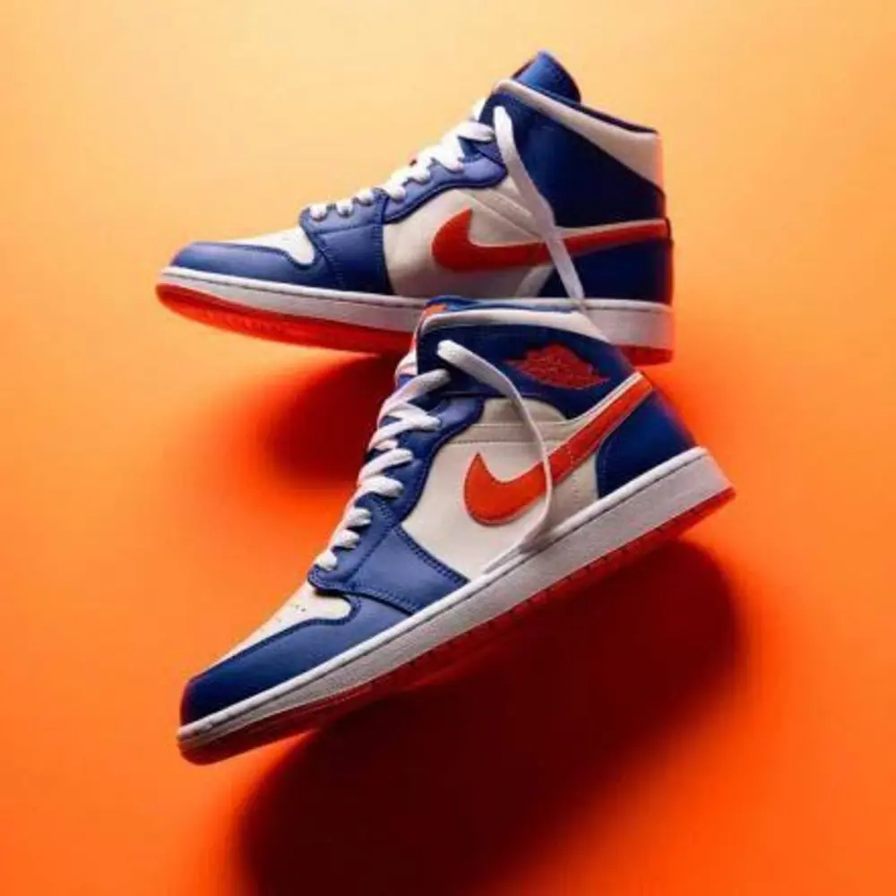 Giày Nike Air Jordan 1 Mid 'Knicks' FD1029-400 - Ảnh 3