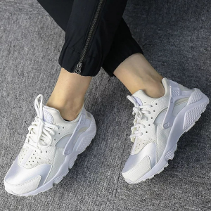 Alternative view of Giày Nike Wmns Air Huarache Run 'Tripple White' 634835-108