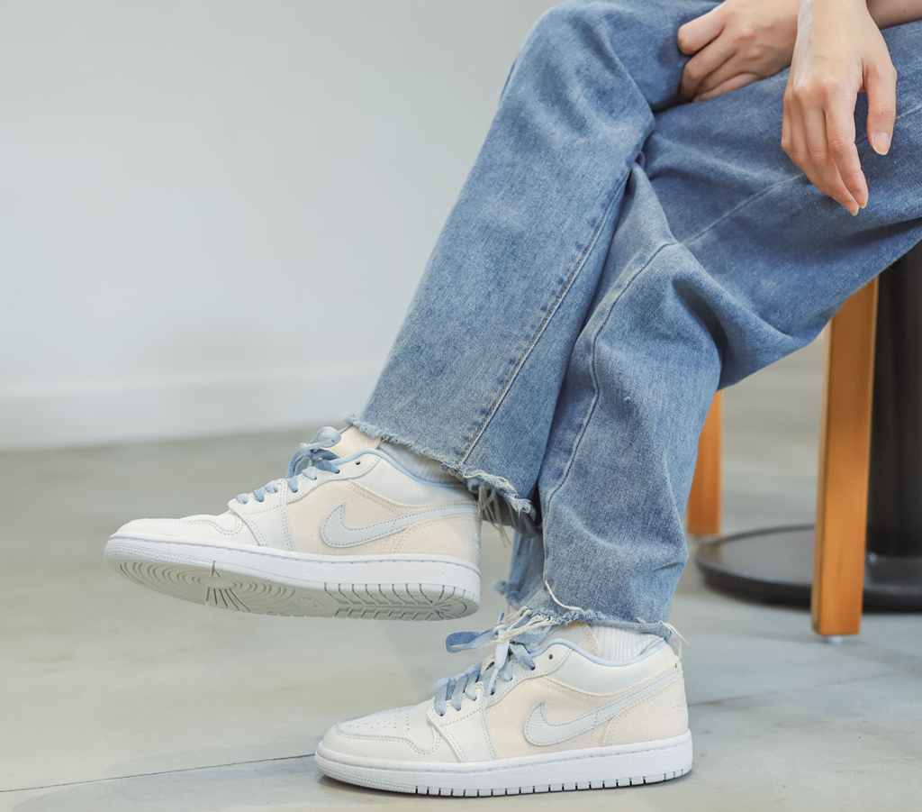 Giày Nike Air Jordan 1 Low 'Canvas' DQ4151-500 - Ảnh 2