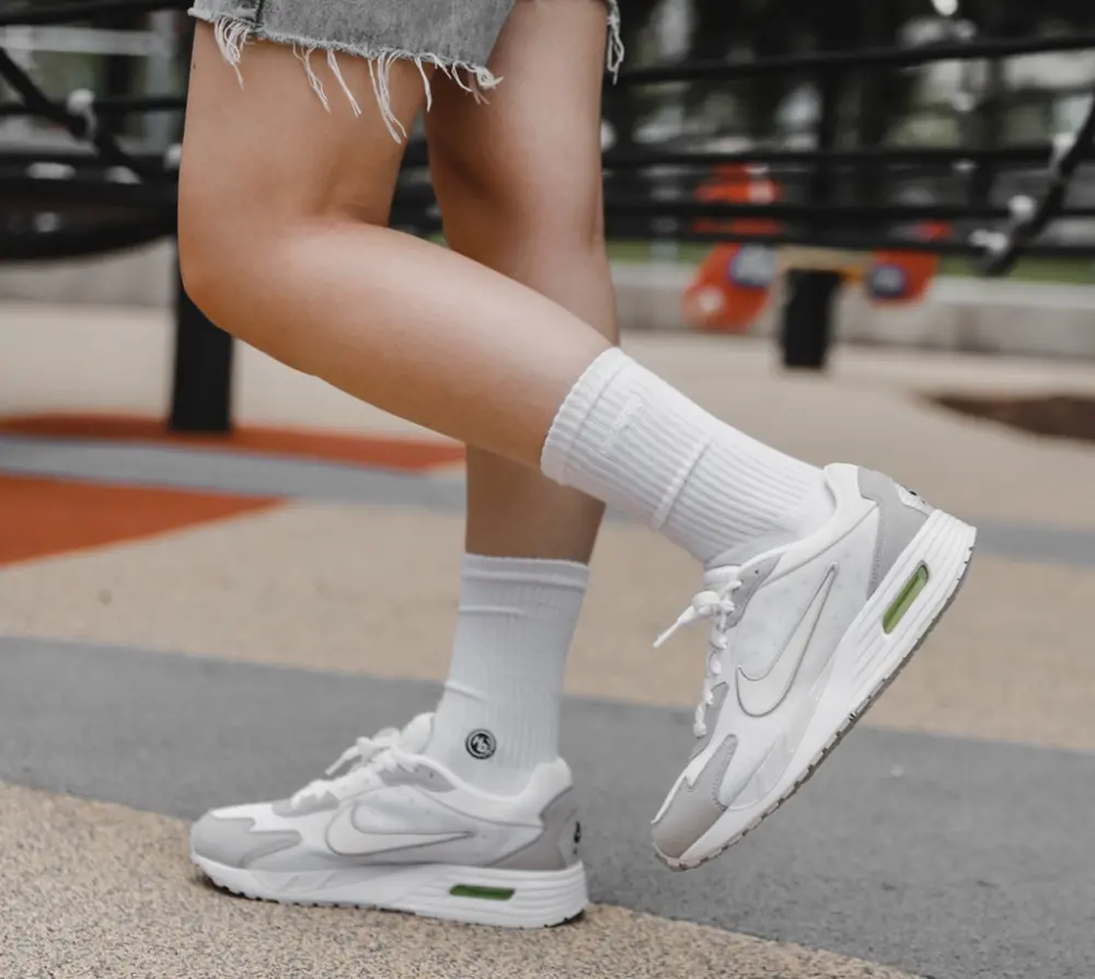 Alternative view of Giày Nike Air Max Solo ‘Phantom’ FN0784-003