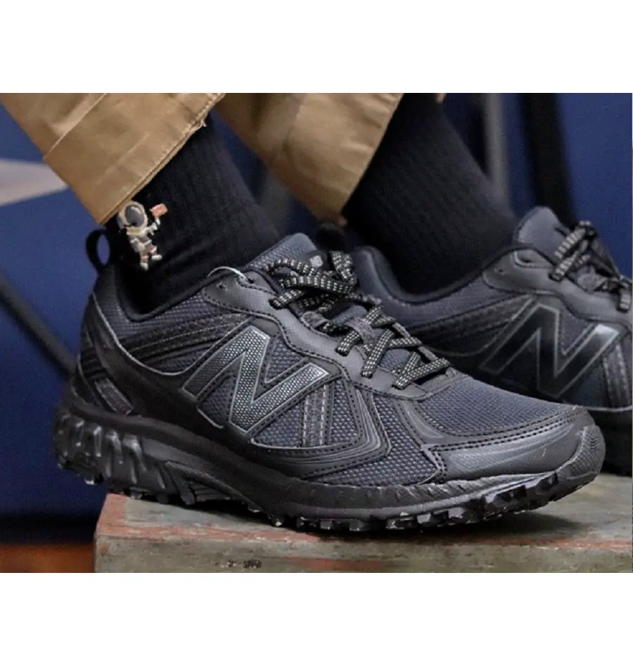 Giày New Balance 410 'Triple Black' MT410CK5 - Ảnh 4