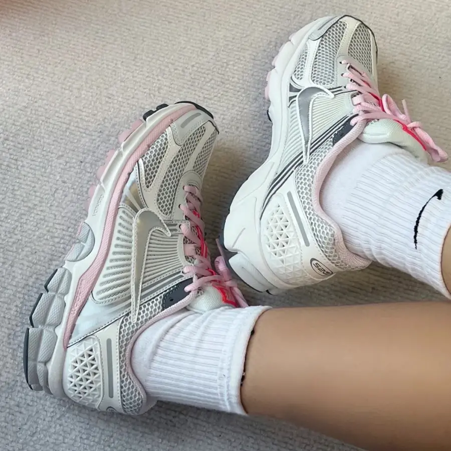 Giày Nike Zoom Vomero 5 'White Pink' FN3695-001 - Ảnh 3