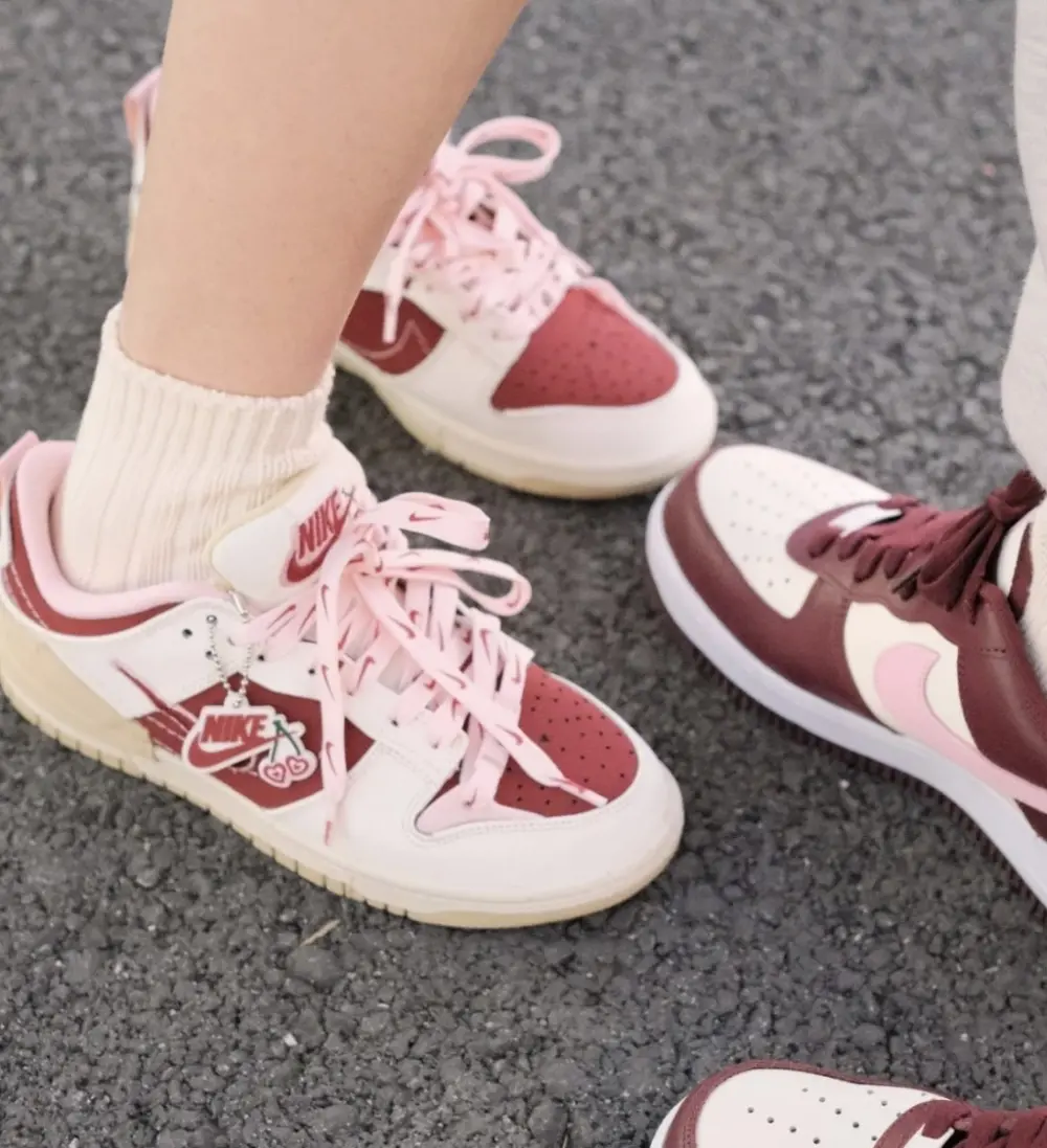 Alternative view of Giày Nike Dunk Low Disrupt 2 'Valentine's Day' FD4617-667
