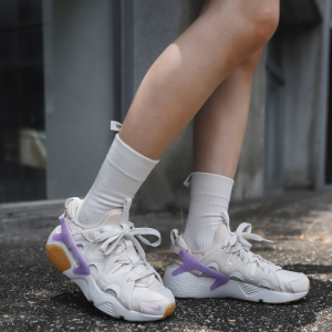 Alternative view of Giày Nike Air Huarache Craft 'Light Orewood' DQ8031-103