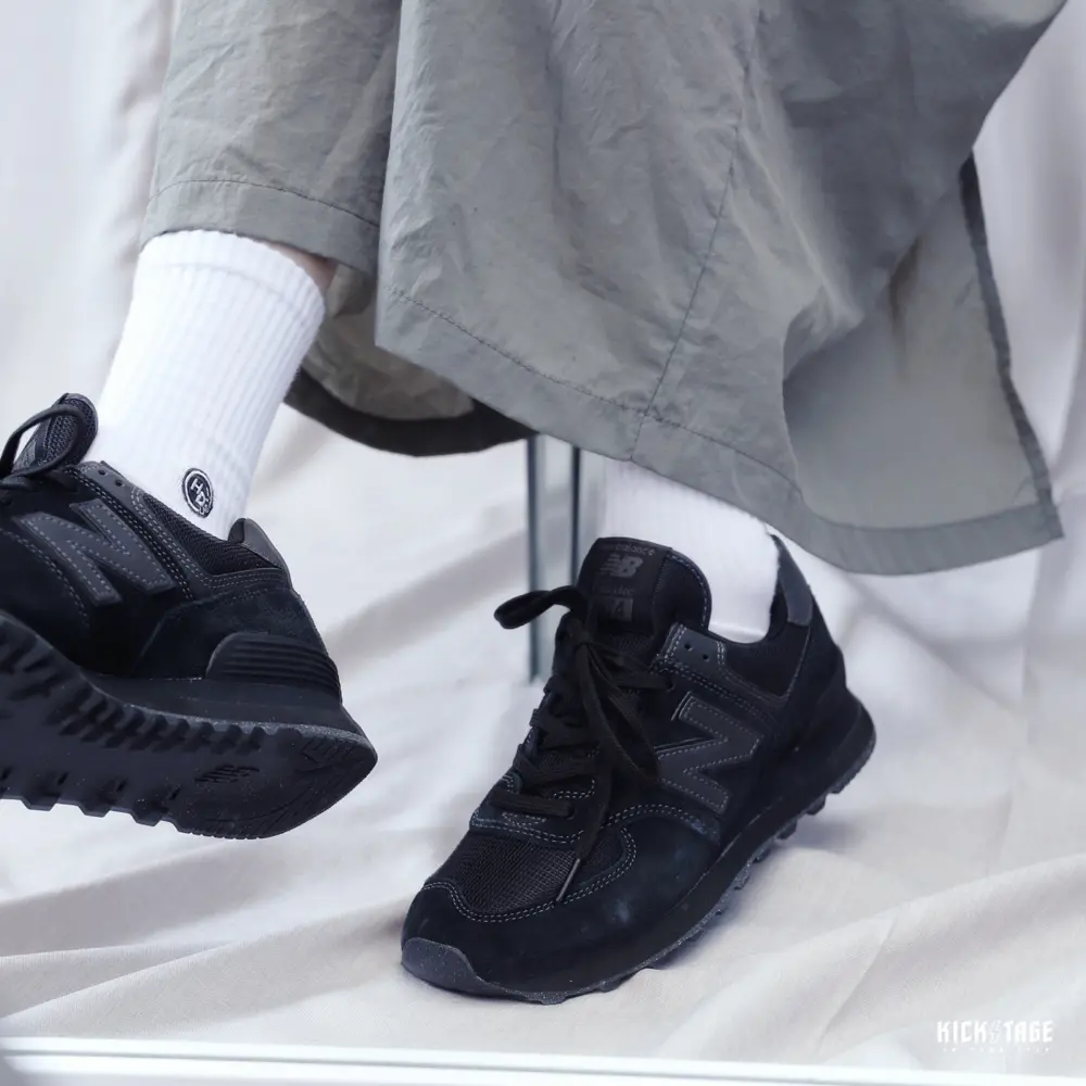 Giày New Balance 574 'Triple Black' ML574EVE - Ảnh 5