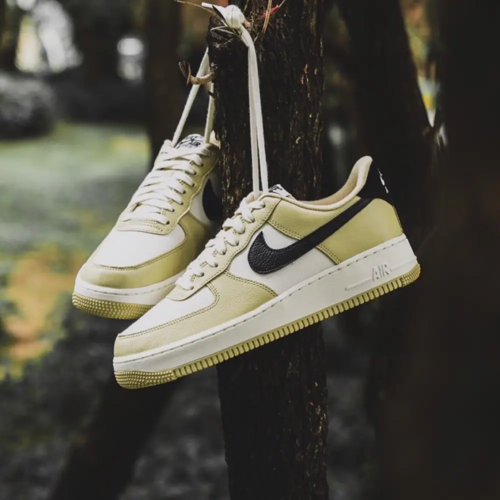 Giày Nike Air Force 1 '07 LX Low 'Team Gold' DV7186-700 - Ảnh 4