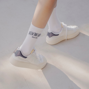 Alternative view of Giày New Balance 302 'White Dark Mercury' CT302LC