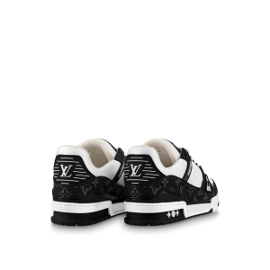 Alternative view of Giày Louis Vuitton LV Trainer Sneaker 'Black White' 1AAV8H