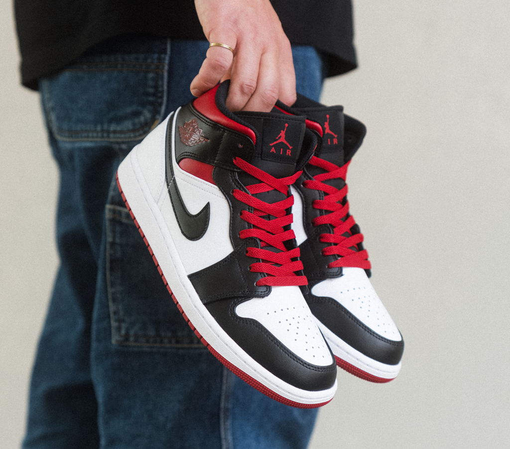 Giày Nike Air Jordan 1 Mid 'Gym Red Black Toe' DQ8426-106 - Ảnh 3