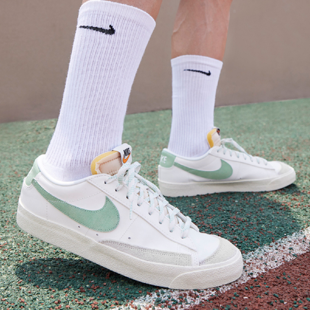 Giày Nike Blazer Low '77 'Certified Fresh' DO9799-100 - Ảnh 2