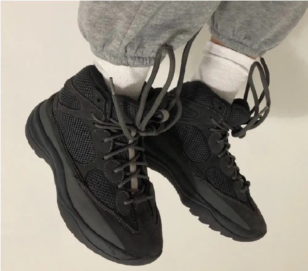 Alternative view of Giày Adidas Yeezy Season 6 Desert Boot 'Graphite' YZ6MF6003-213