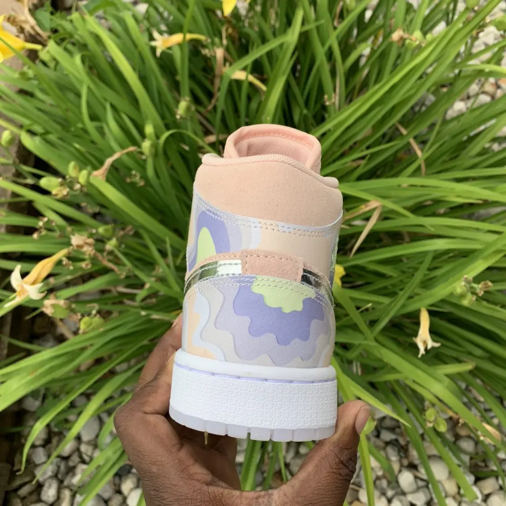 Giày Nike Wmns Air Jordan 1 Mid SE 'P(HER)SPECTIVE' CW6008-600 - Ảnh 5