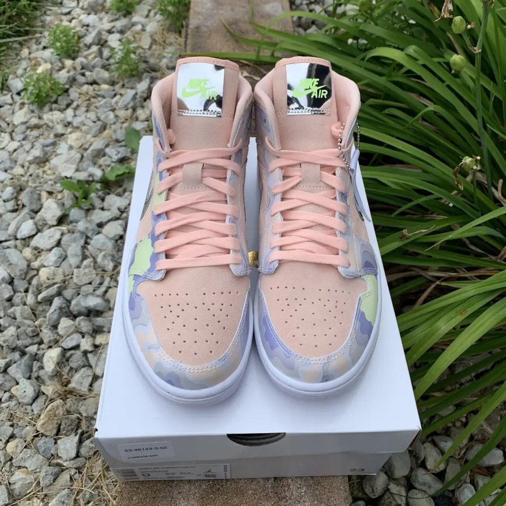 Giày Nike Wmns Air Jordan 1 Mid SE 'P(HER)SPECTIVE' CW6008-600 - Ảnh 6