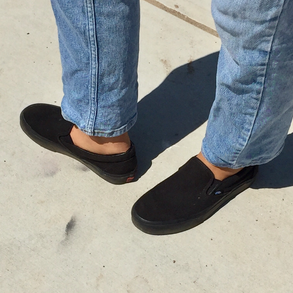 Giày Vans Classic Slip-On 'All Black' VN000EYEBKA - Ảnh 4