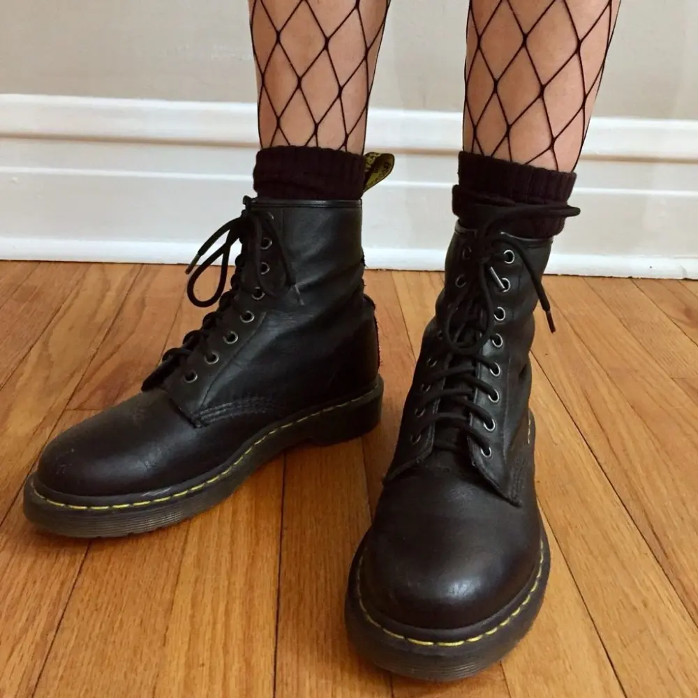 Giày Dr. Martens Wmns 1460 Nappa Leather Lace Up Boot 'Black' 11821002 - Ảnh 4