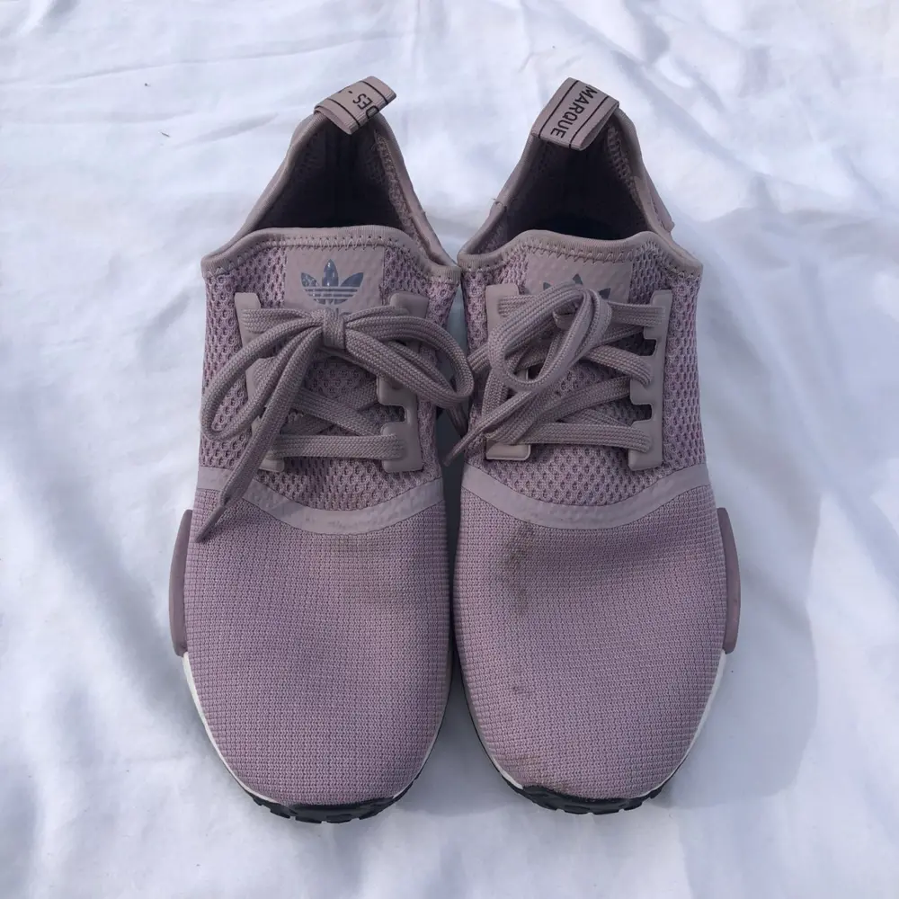 Alternative view of Giày Adidas NMD R1 Soft Vision BD8012