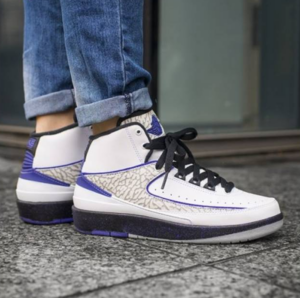 Alternative view of Giày Nike Air Jordan 2 Retro "Dark Concord" 395718-153