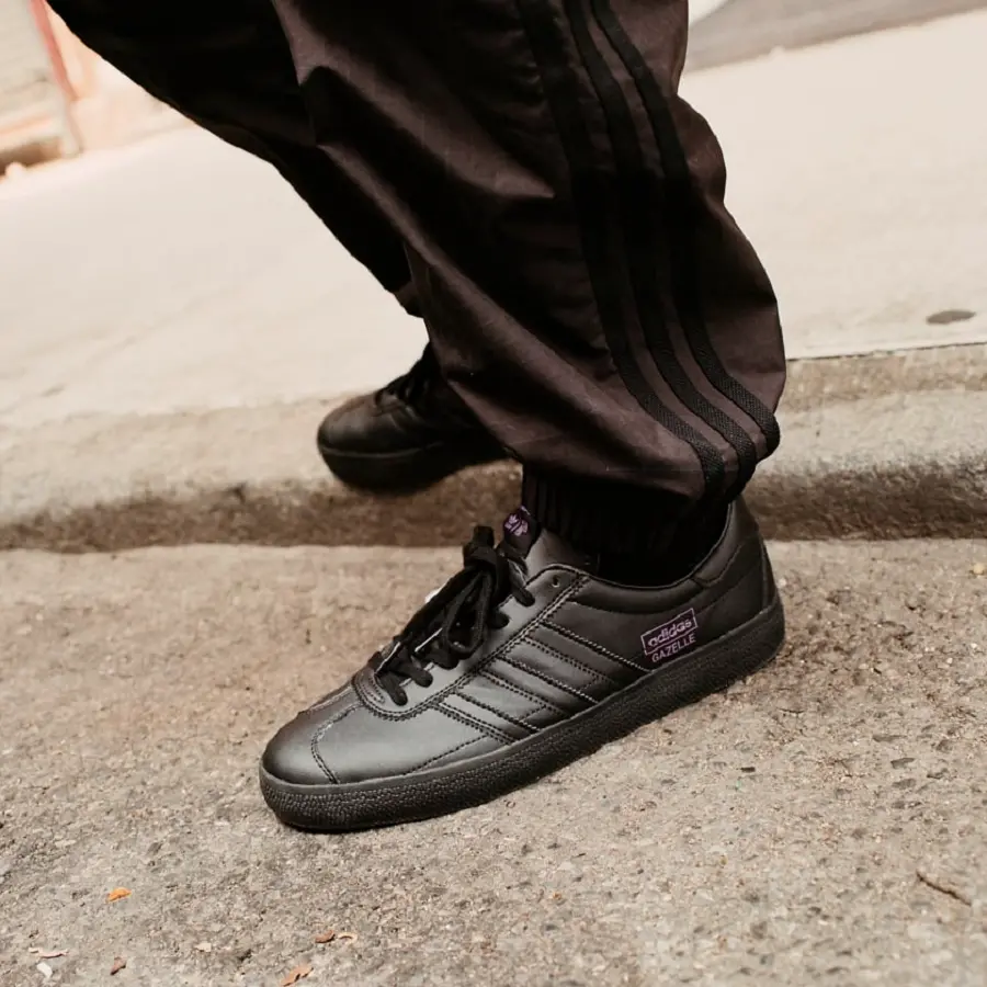 Alternative view of Giày Adidas Gazelle ADV Paradigm 'Black Purple' GV9850