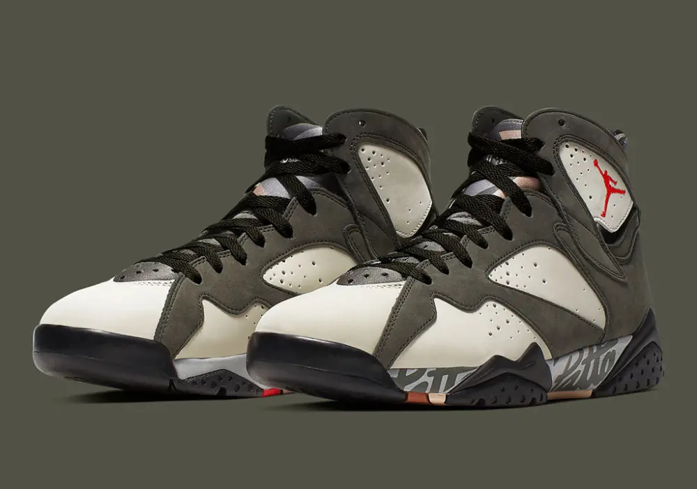 Alternative view of Giày Nike Patta x Air Jordan 7 Retro SP 'Icicle' AT3375-100