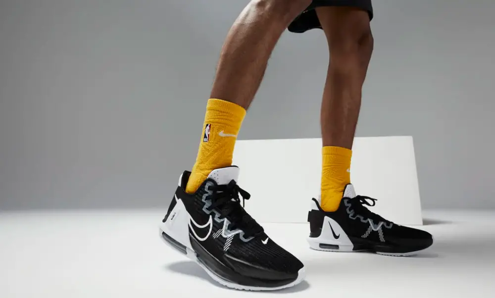 Giày Nike LeBron Witness 6 Team 'Black' DO9843-002 - Ảnh 4
