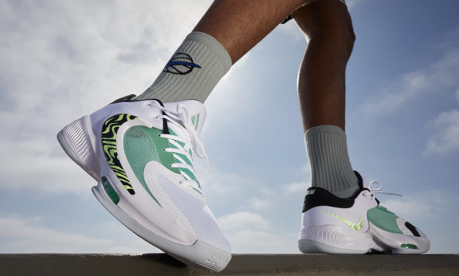 Giày Nike Zoom Freak 4 GS 'Greek Coastline' DQ0553-100 - Ảnh 8